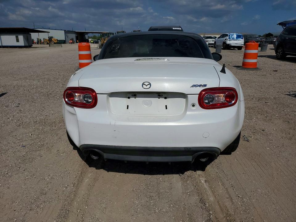 47238896 :رقم المزاد ، JM1NC2MF8F0241403 vin ، 2015 Mazda Mx-5 Miata مزاد بيع