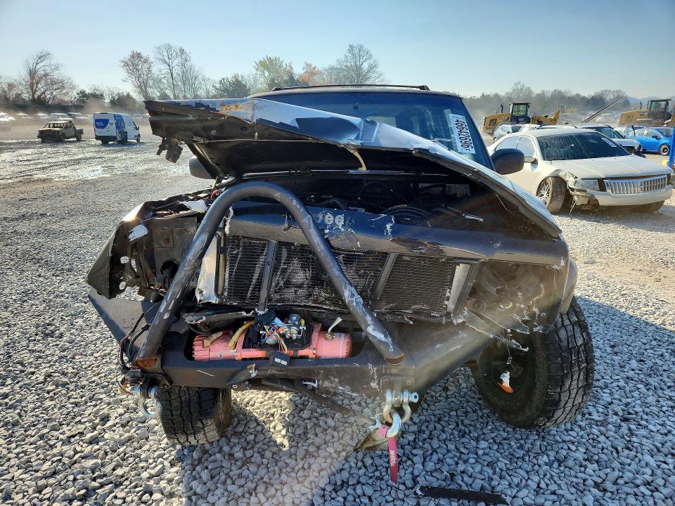 2000 Jeep Cherokee მანქანა იყიდება აუქციონზე, vin: 1J4FF48S3YL259172, აუქციონის ნომერი: 46642696