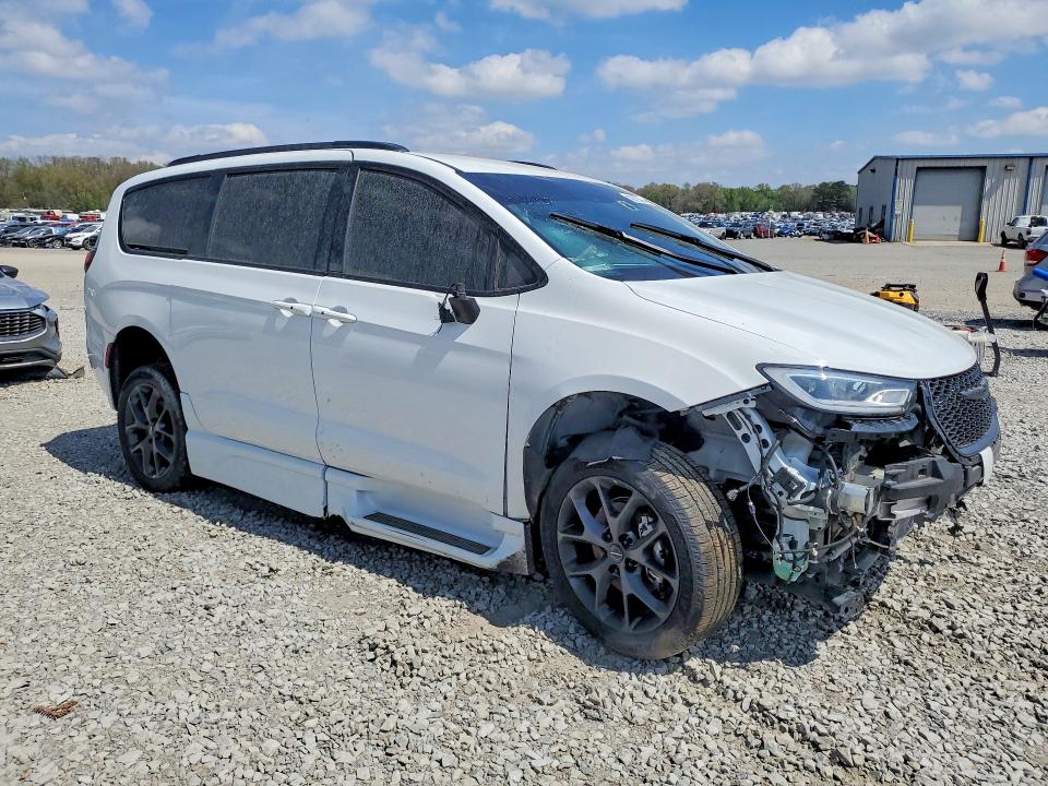 48070366 :رقم المزاد ، 2C4RC1BG1PR538284 vin ، 2023 Chrysler Pacifica مزاد بيع