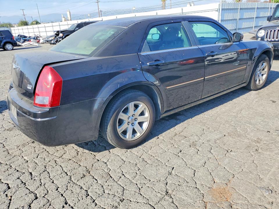 47381126 :رقم المزاد ، 2C3KA53GX6H189602 vin ، 2006 Chrysler 300 مزاد بيع