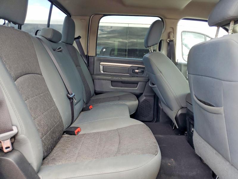 47510676 :رقم المزاد ، 3C63RRHLXHG560693 vin ، 2017 Ram 3500 مزاد بيع