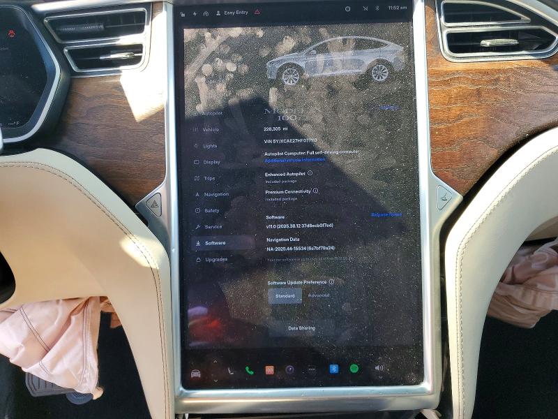 2017 Tesla Model X მანქანა იყიდება აუქციონზე, vin: 5YJXCAE27HF077113, აუქციონის ნომერი: 45677176