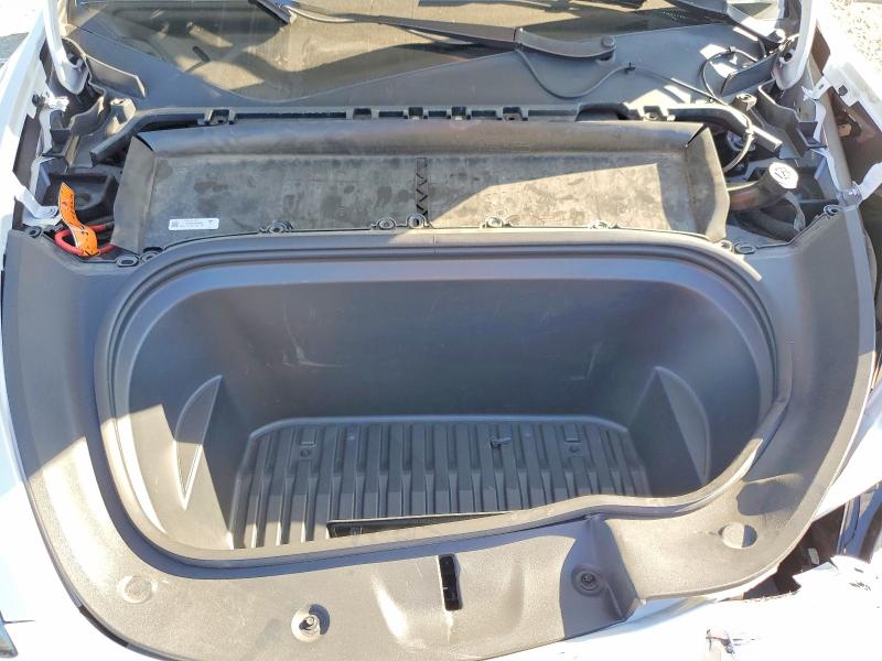 46548926 :رقم المزاد ، 7SAYGDEE8NF435497 vin ، 2022 Tesla Model Y مزاد بيع