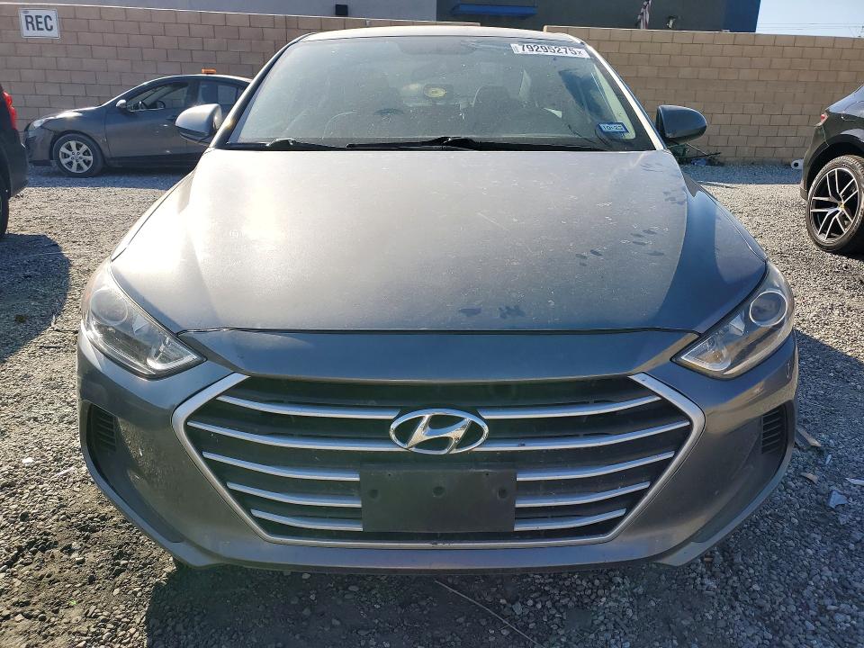 2018 Hyundai Elantra მანქანა იყიდება აუქციონზე, vin: 5NPD84LF0JH357927, აუქციონის ნომერი: 79295275