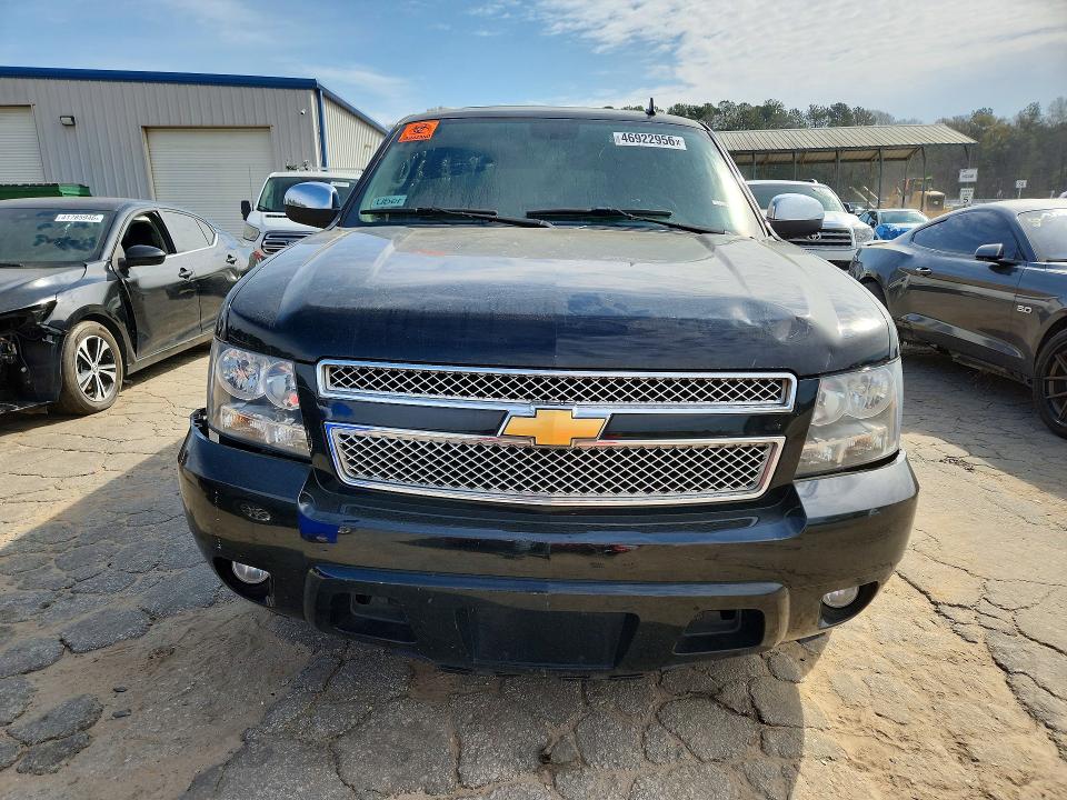 Продаж на аукціоні авто 2013 Chevrolet Suburban, vin: 1GNSCJE08DR120586, номер лоту: 46922956
