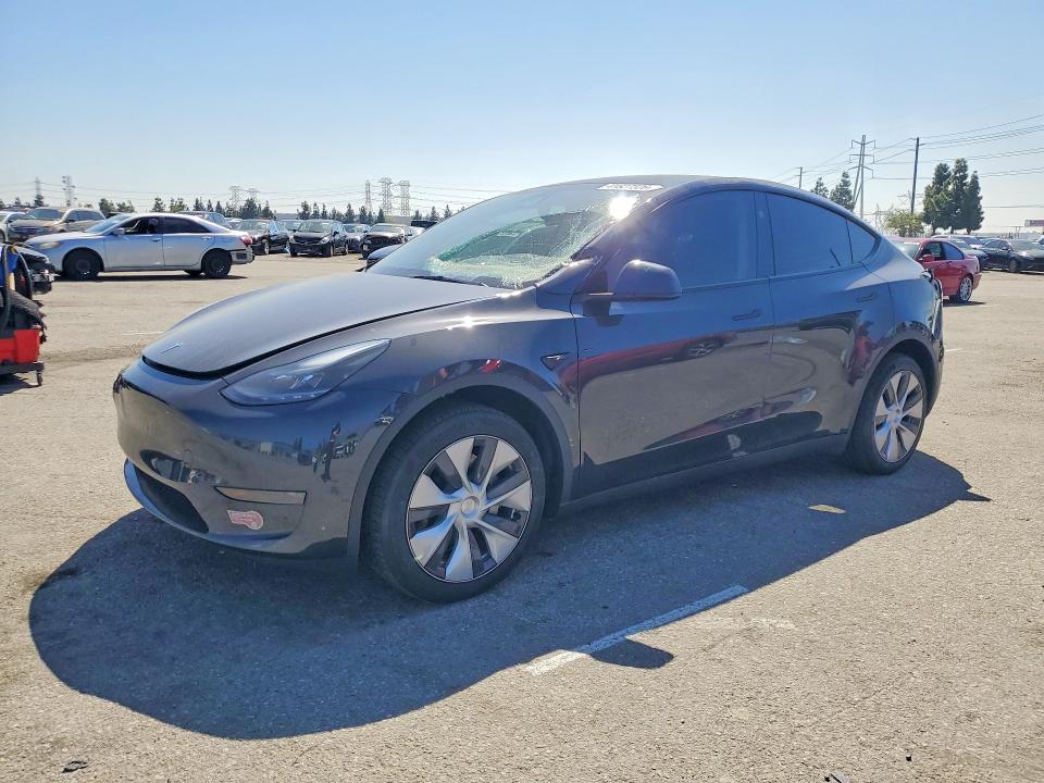 41827326 :رقم المزاد ، 7SAYGDED9RF054299 vin ، 2024 Tesla Model Y مزاد بيع