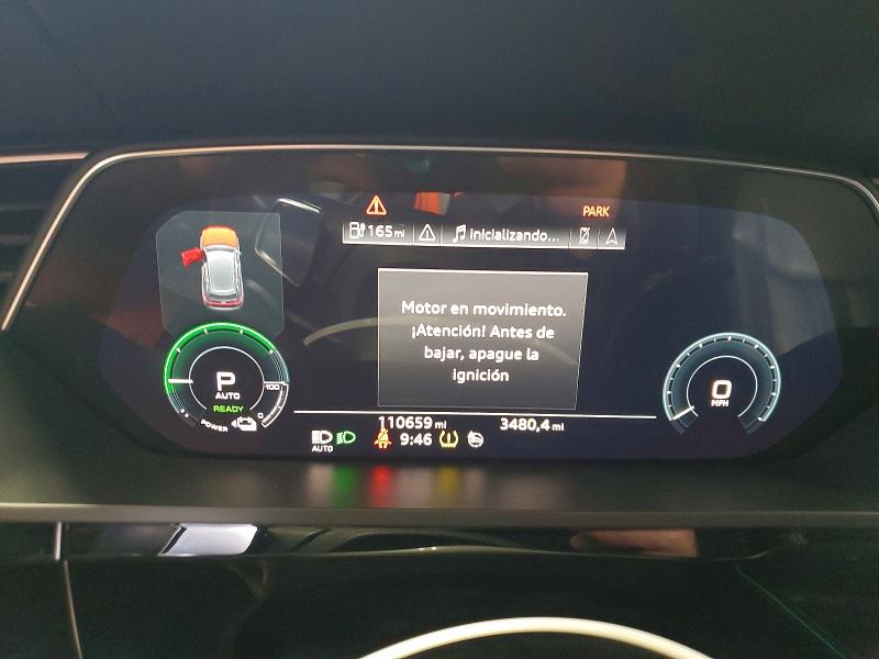 45755136 :رقم المزاد ، WA1VABGE2KB023281 vin ، 2019 Audi E-tron مزاد بيع