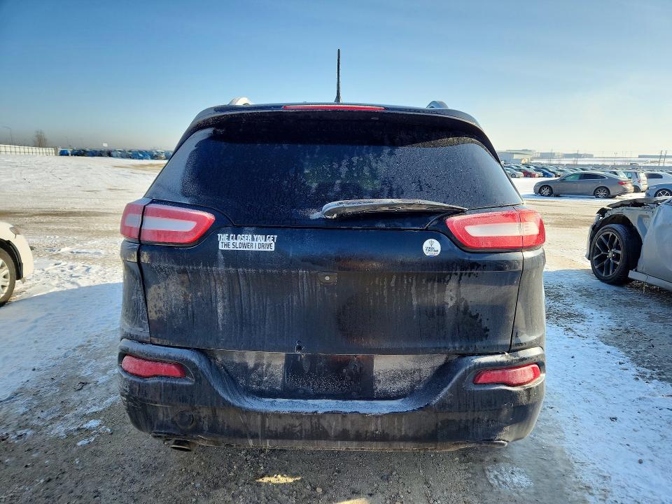48061486 :رقم المزاد ، 1C4PJLCB8FW611409 vin ، 2015 Jeep Cherokee North 4dr 2 مزاد بيع