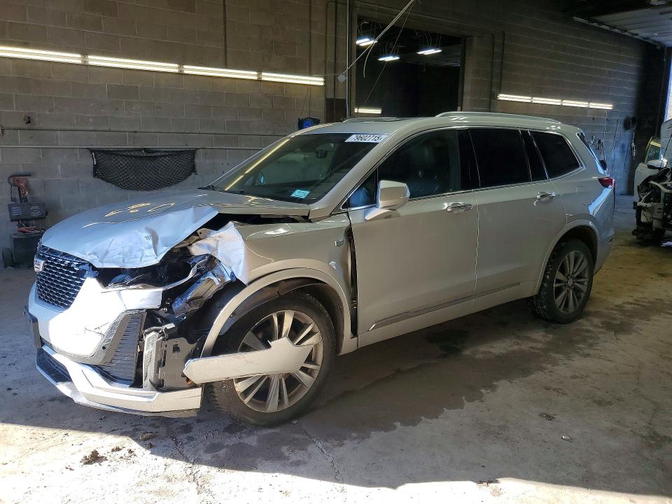 79602715 :رقم المزاد ، 1GYKPDRS2LZ204860 vin ، 2020 Cadillac Xt6 مزاد بيع