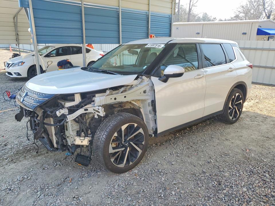 Продаж на аукціоні авто 2023 Mitsubishi Outlander, vin: JA4J3UA88PZ026210, номер лоту: 41997816