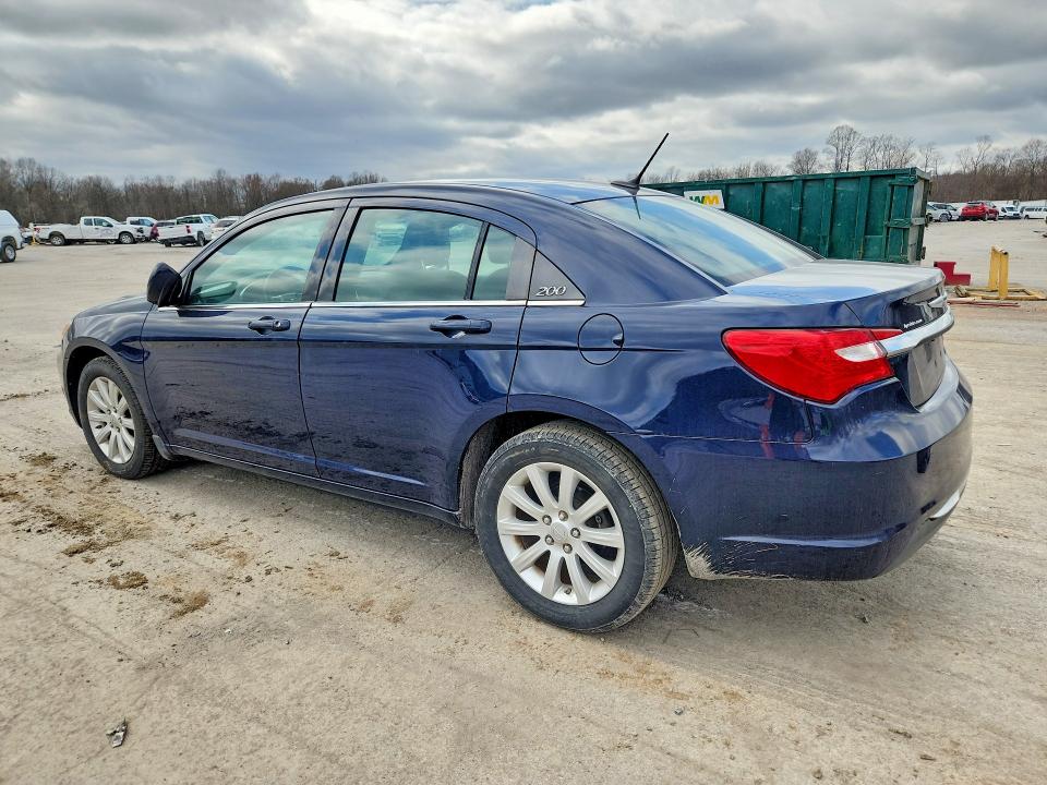 45613096 :رقم المزاد ، 1C3CCBBB4DN699130 vin ، 2013 Chrysler 200 مزاد بيع