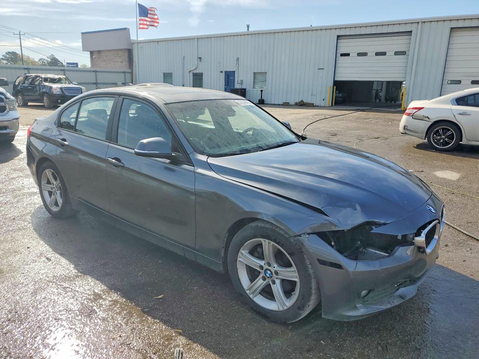 2013 Bmw 320 მანქანა იყიდება აუქციონზე, vin: WBA3B1C50DK128704, აუქციონის ნომერი: 47248666