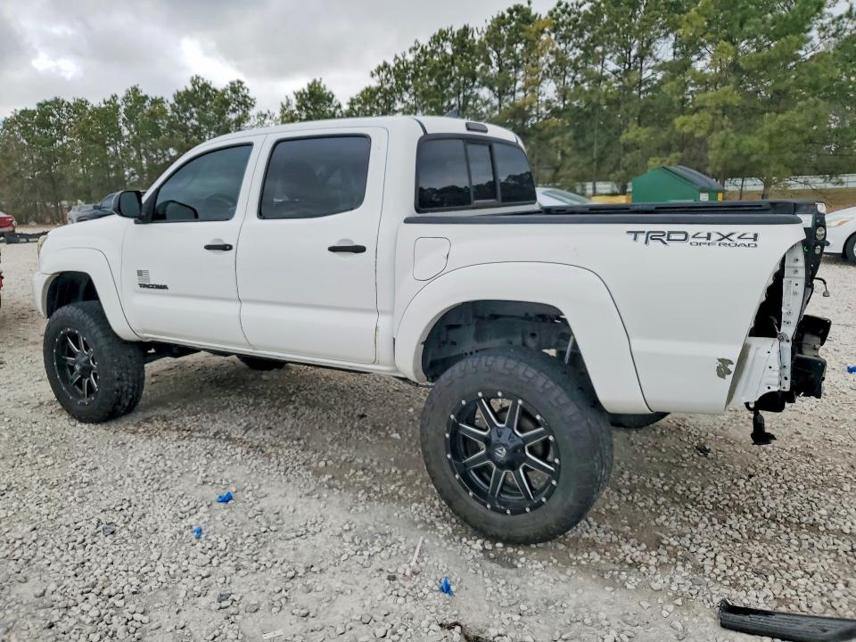 2015 Toyota Tacoma მანქანა იყიდება აუქციონზე, vin: 5TFLU4EN3FX116340, აუქციონის ნომერი: 79426485