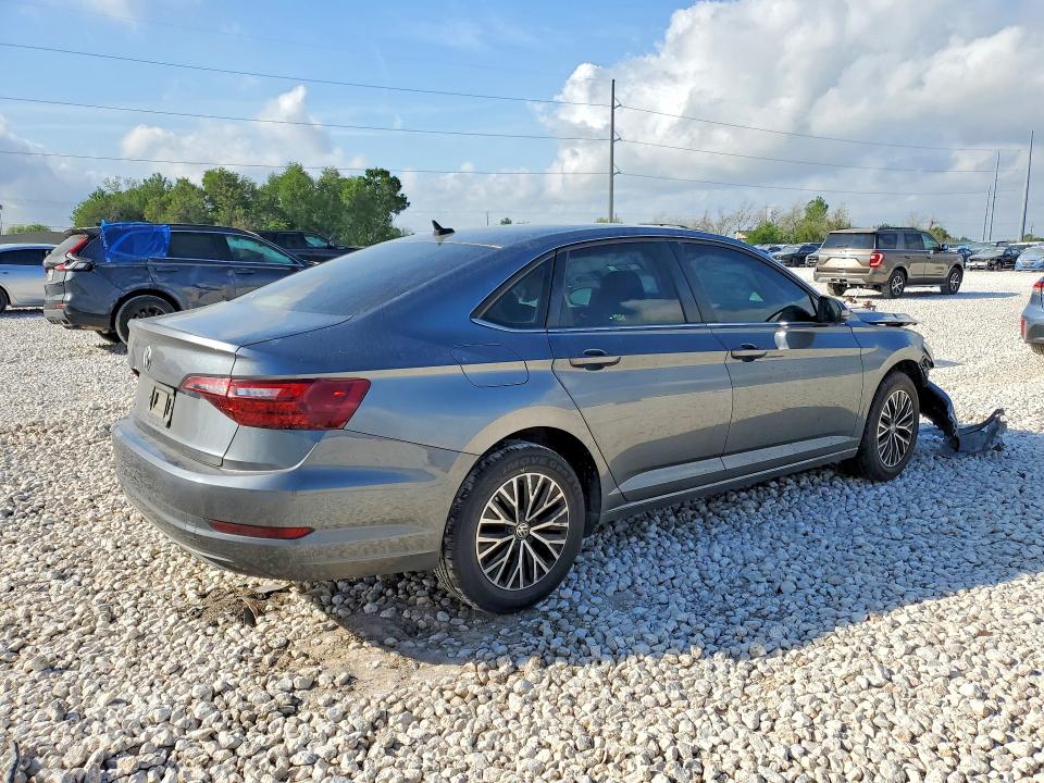 48218136 :رقم المزاد ، 3VWN57BU3MM023045 vin ، 2021 Volkswagen Jetta مزاد بيع