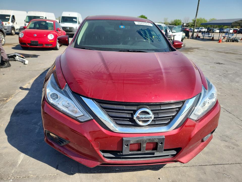 2018 Nissan Altima მანქანა იყიდება აუქციონზე, vin: 1N4AL3AP4JC232826, აუქციონის ნომერი: 46893206