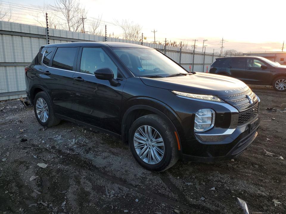 2024 Mitsubishi Outlander მანქანა იყიდება აუქციონზე, vin: JA4J4UA87RZ056394, აუქციონის ნომერი: 46916086
