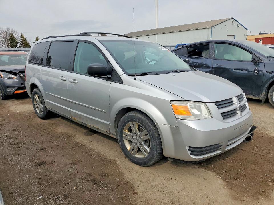 45930216 :رقم المزاد ، 2D4RN4DEXAR430375 vin ، 2010 Dodge Grand Caravan مزاد بيع