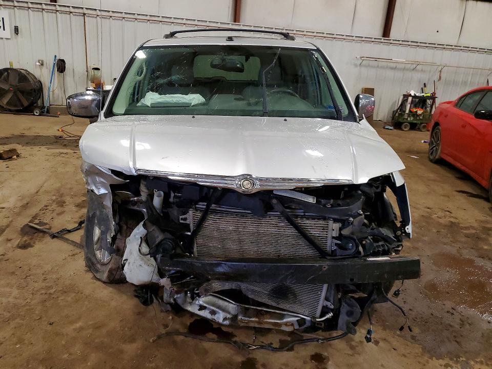 79922715 :رقم المزاد ، 2A8HR64X49R630439 vin ، 2009 Chrysler Town & Country مزاد بيع
