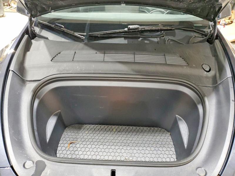 2024 Tesla Model Y მანქანა იყიდება აუქციონზე, vin: 7SAYGDEE9RA227969, აუქციონის ნომერი: 47363796