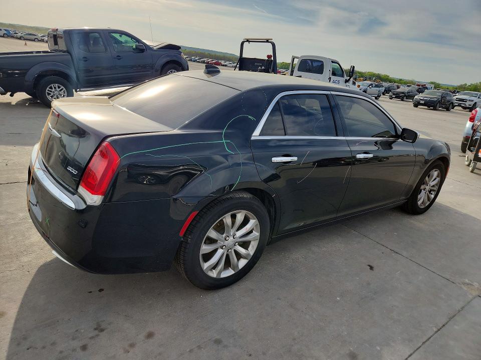 46132336 :رقم المزاد ، 2C3CCAKG0JH149093 vin ، 2018 Chrysler 300 مزاد بيع