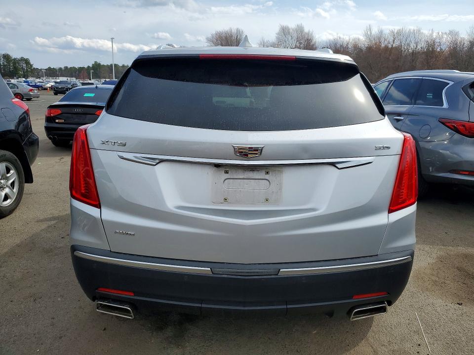 47771516 :رقم المزاد ، 1GYKNFRS0JZ141207 vin ، 2018 Cadillac Xt5 مزاد بيع