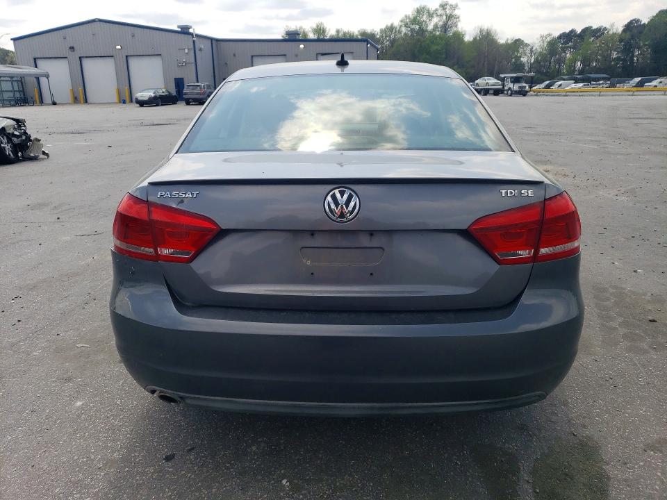 2013 Volkswagen Passat მანქანა იყიდება აუქციონზე, vin: 1VWBN7A37DC028973, აუქციონის ნომერი: 47630286