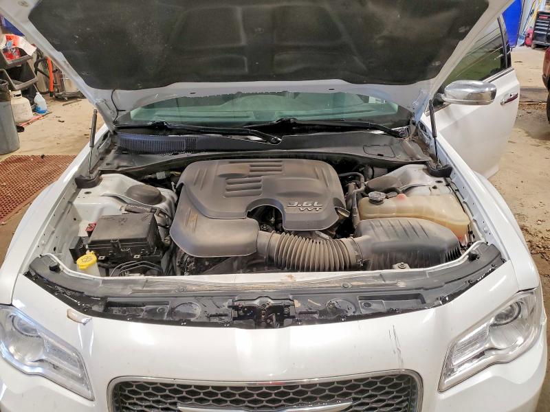 Продажа на аукционе авто 2015 Chrysler 300c, vin: 2C3CCAKG7FH814465, номер лота: 41838476