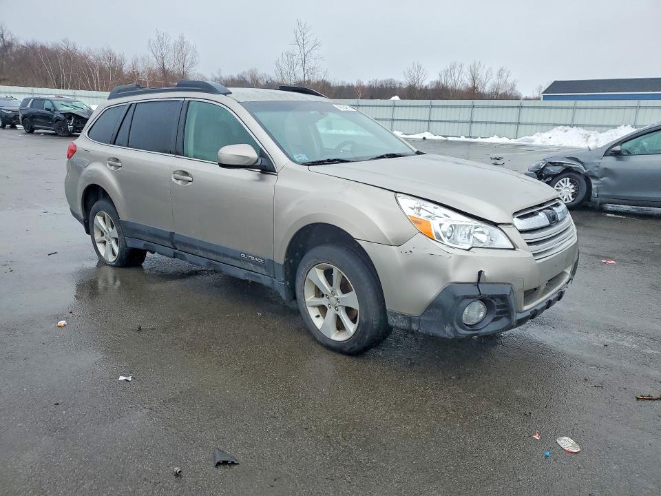 Продаж на аукціоні авто 2014 Subaru Outback, vin: 4S4BRBCC8E3264228, номер лоту: 76134915