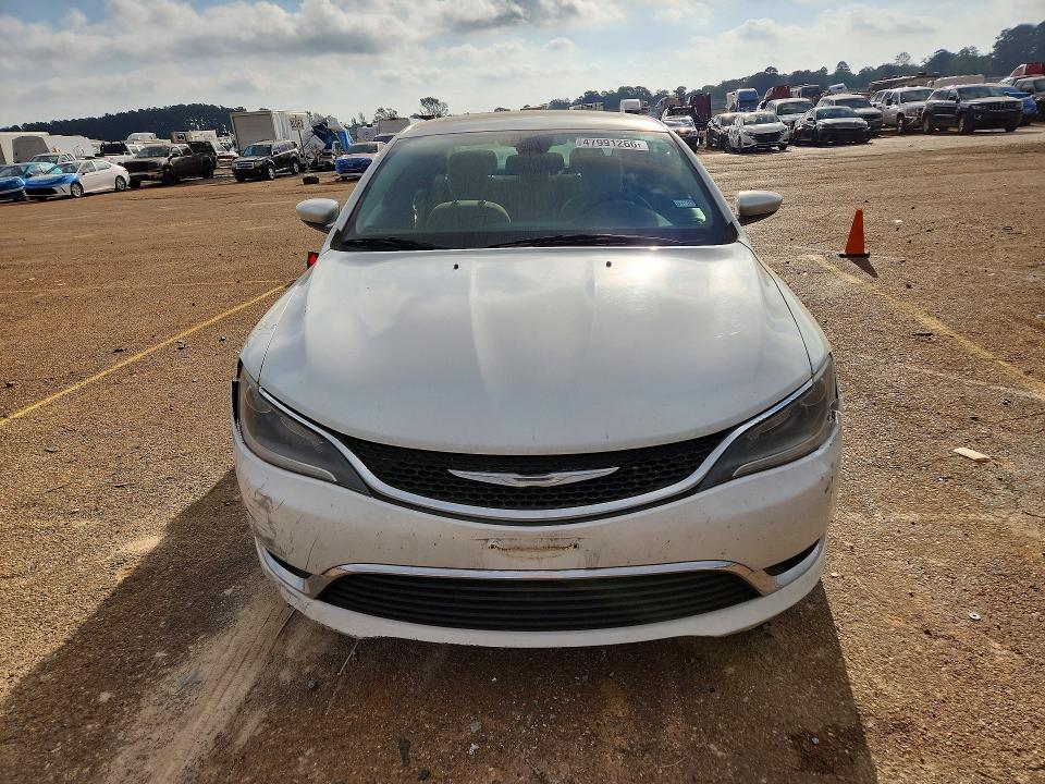 Продажа на аукционе авто 2015 Chrysler 200, vin: 1C3CCCAB3FN553277, номер лота: 47991266