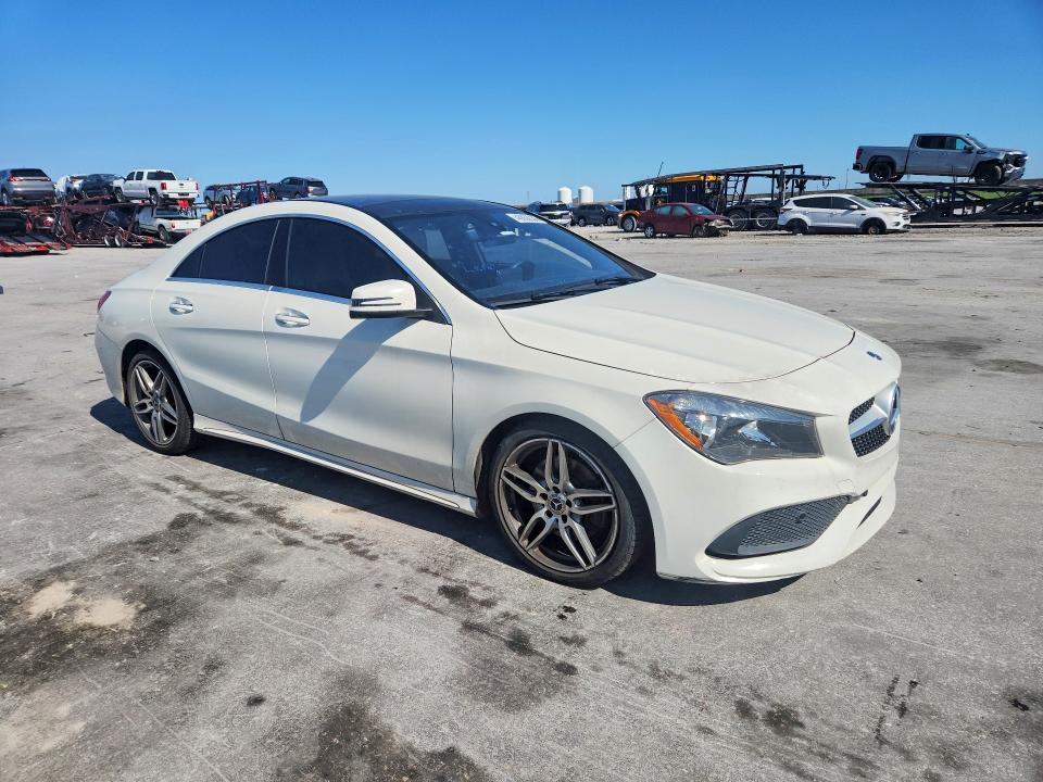 2018 Mercedes-benz Cla მანქანა იყიდება აუქციონზე, vin: WDDSJ4GBXJN581196, აუქციონის ნომერი: 46850336