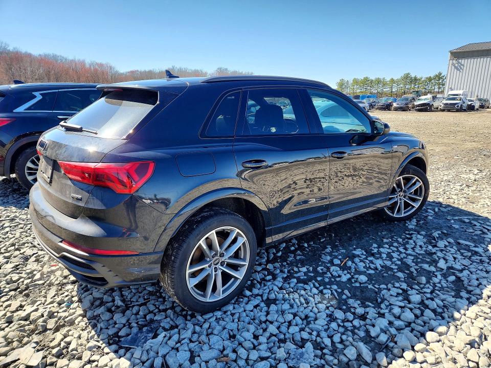 Продажа на аукционе авто 2022 Audi Q3, vin: WA1DECF31N1089529, номер лота: 47262326