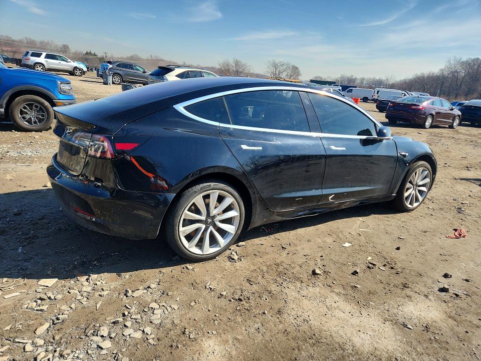 2019 Tesla Model 3 მანქანა იყიდება აუქციონზე, vin: 5YJ3E1EA0KF357544, აუქციონის ნომერი: 45501936