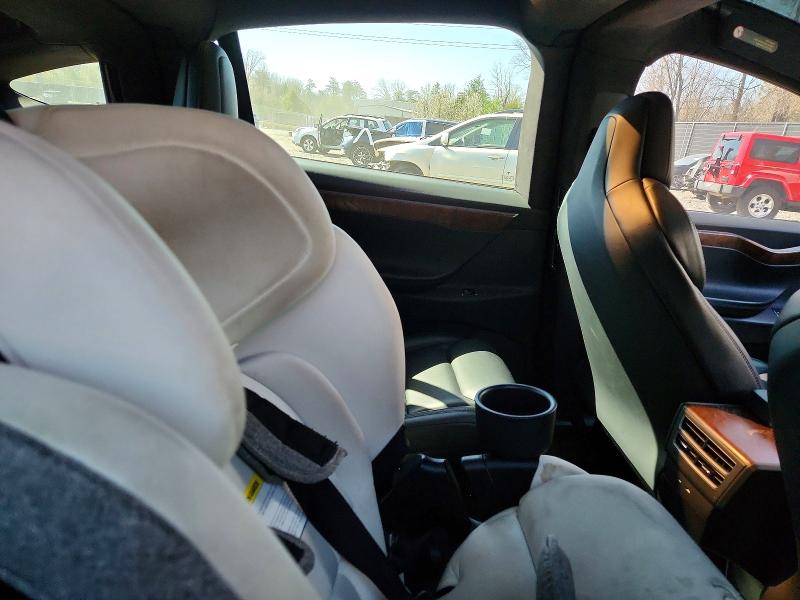 Продажа на аукционе авто 2019 Tesla Model X, vin: 5YJXCBE2XKF180202, номер лота: 46859316