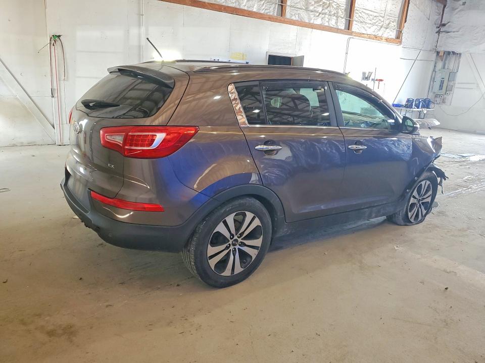 47359826 :رقم المزاد ، KNDPCCA25B7131300 vin ، 2011 Kia Sportage مزاد بيع