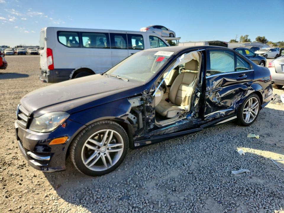Aukcja sprzedaży 2014 Mercedes-benz C, vin: WDDGF4HB5ER302662, numer aukcji: 41656036