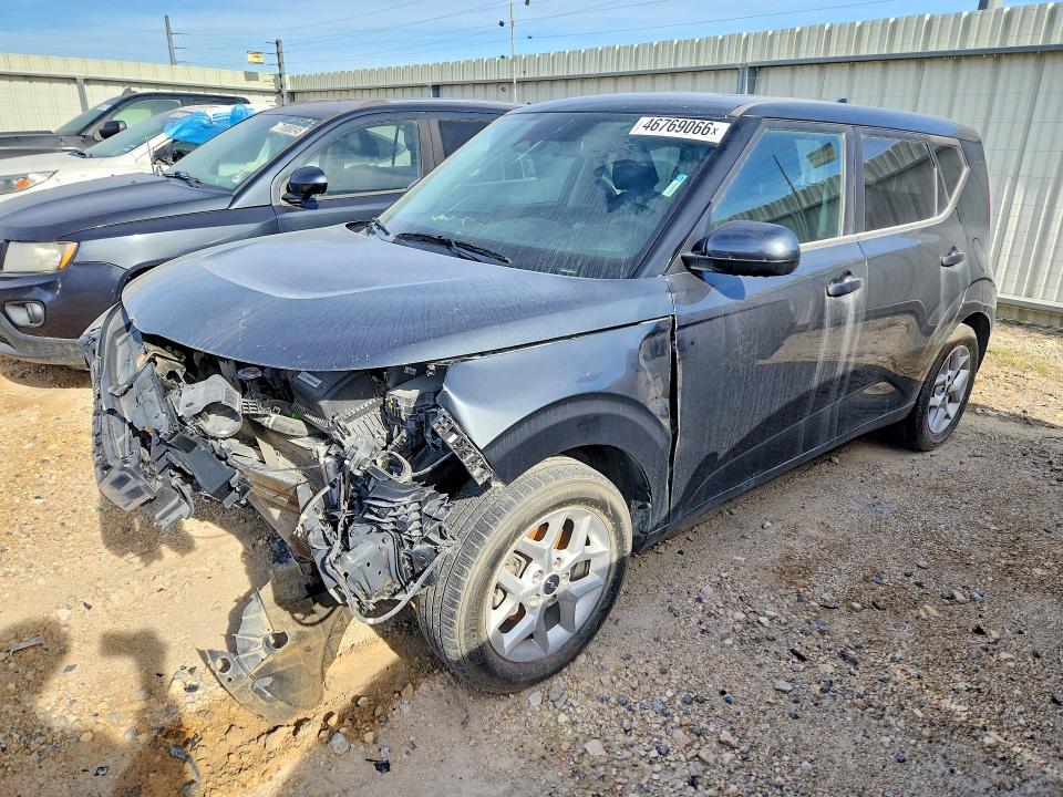 46769066 :رقم المزاد ، KNDJ23AU7S7258138 vin ، 2025 Kia Soul مزاد بيع