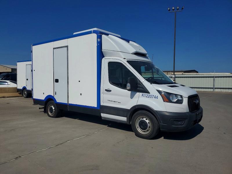 46946296 :رقم المزاد ، 1FDBW5Z85NKA01715 vin ، 2022 Ford Transit مزاد بيع