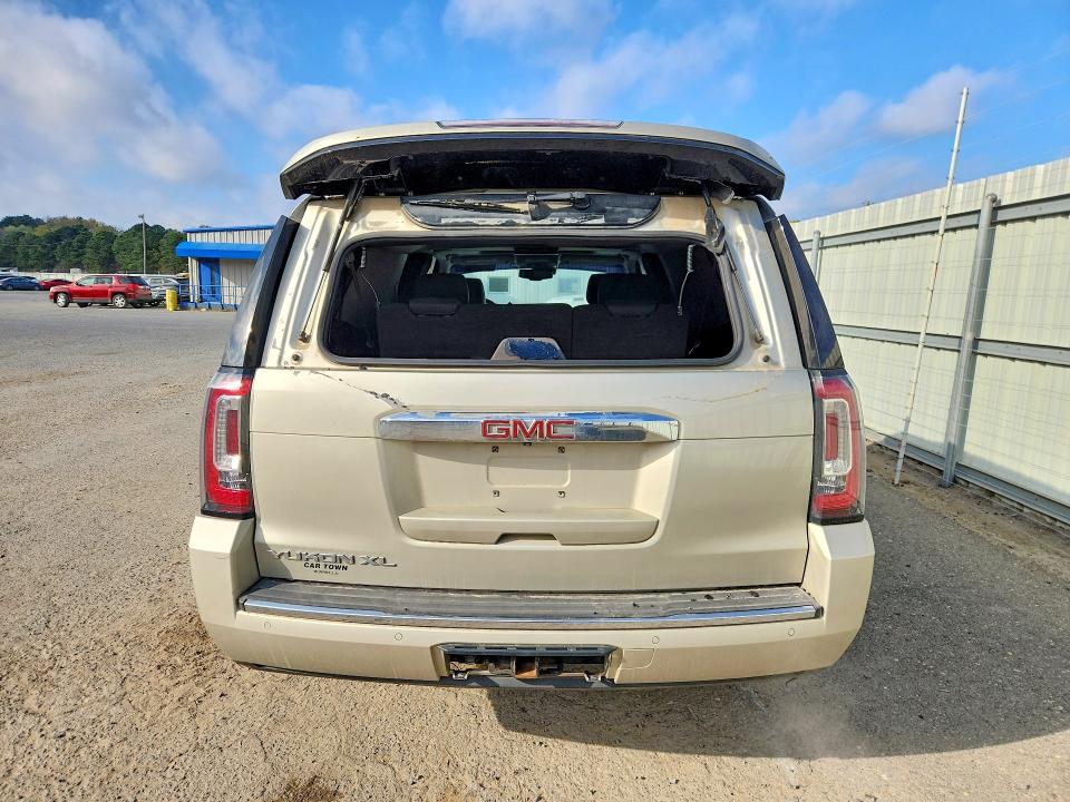 Продаж на аукціоні авто 2016 Gmc Yukon Xl, vin: 1GKS2HKJ4GR250729, номер лоту: 77669905