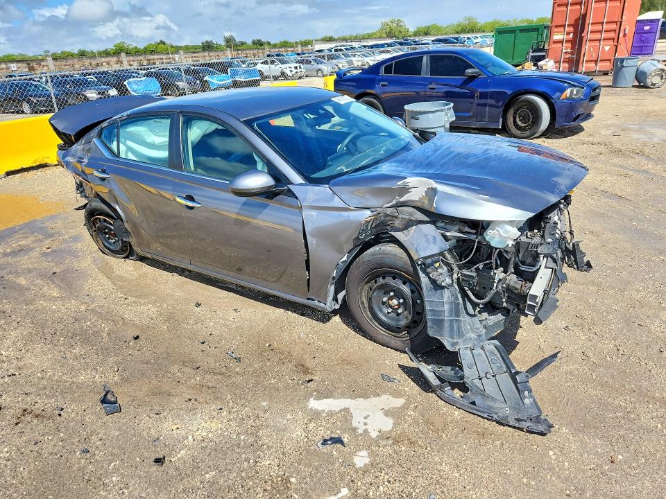2023 Niss Altima მანქანა იყიდება აუქციონზე, vin: 1N4BL4BV7PN317552, აუქციონის ნომერი: 48108306