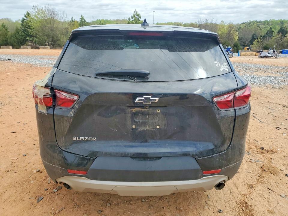47439976 :رقم المزاد ، 3GNKBBRA8MS502013 vin ، 2021 Chevrolet Blazer مزاد بيع