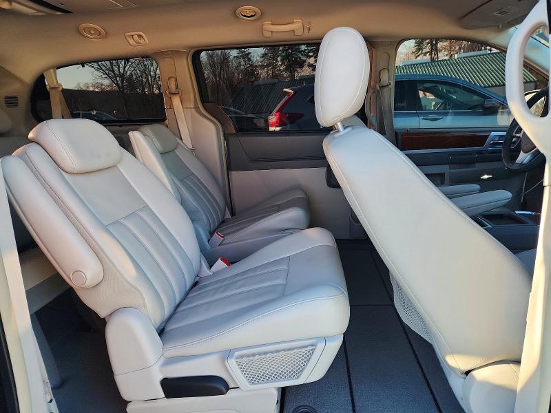 Продаж на аукціоні авто 2009 Chrysler Town & Country, vin: 2A8HR54179R579122, номер лоту: 45755536