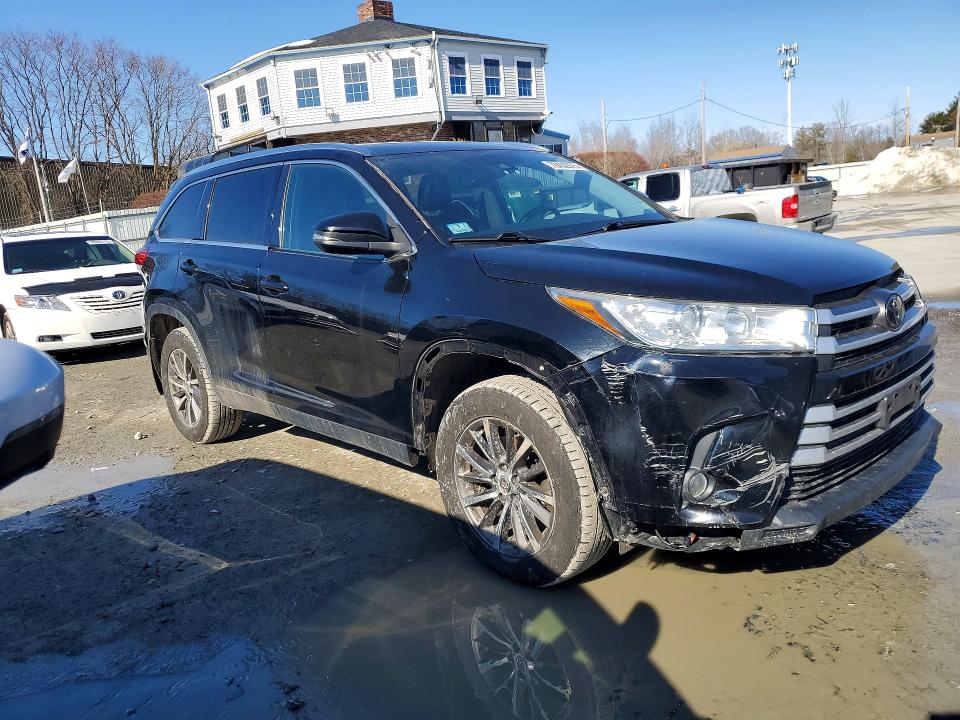 Aukcja sprzedaży 2019 Toyota Highlander, vin: 5TDJZRFH0KS621962, numer aukcji: 78402875