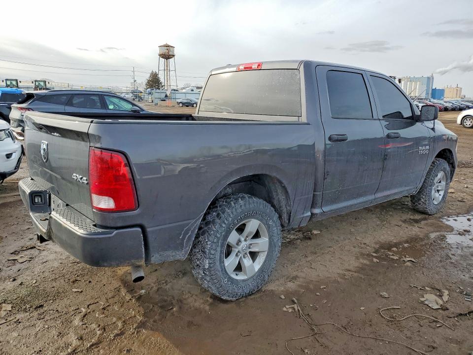 46578676 :رقم المزاد ، 1C6RR7KG8HS772852 vin ، 2017 Ram 1500 مزاد بيع