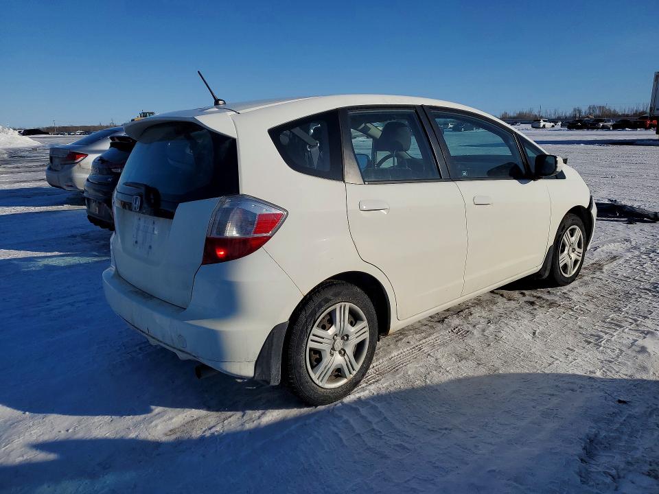 Продаж на аукціоні авто 2013 Honda Fit, vin: LUCGE8H57D3000348, номер лоту: 77968215