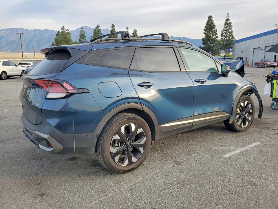 47982976 :رقم المزاد ، KNDPZDAHXP7054116 vin ، 2023 Kia Sportage Plug-in Hybrid مزاد بيع