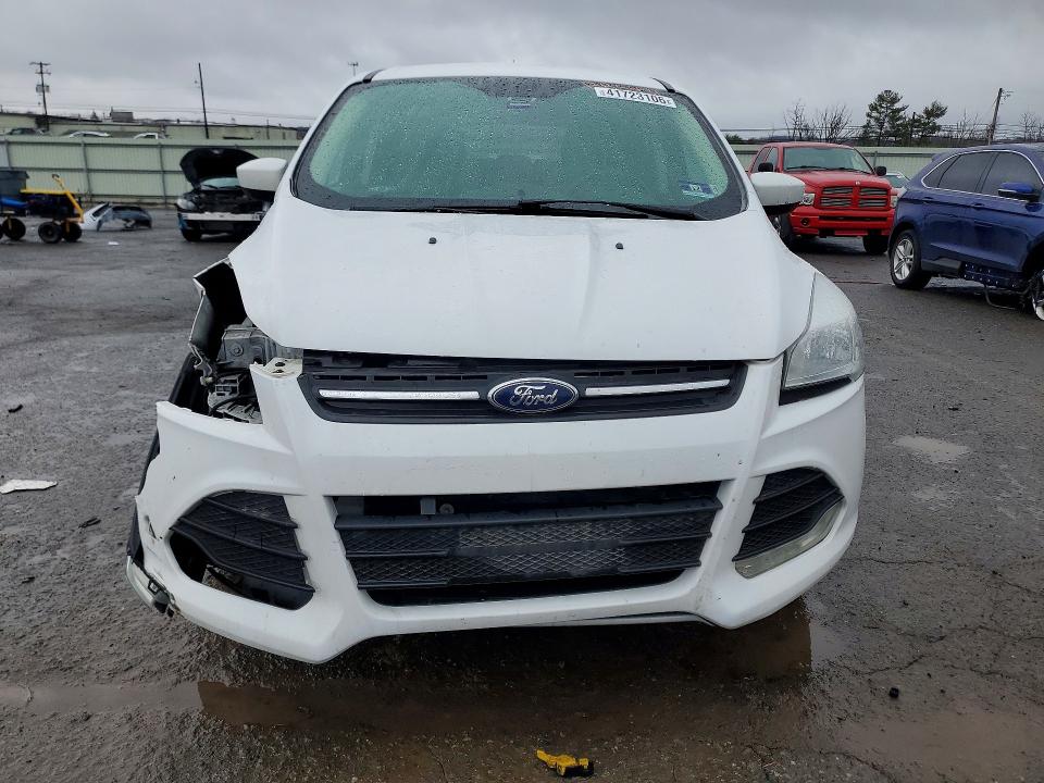 2016 Ford Escape მანქანა იყიდება აუქციონზე, vin: 1FMCU9GX7GUB85431, აუქციონის ნომერი: 41723106