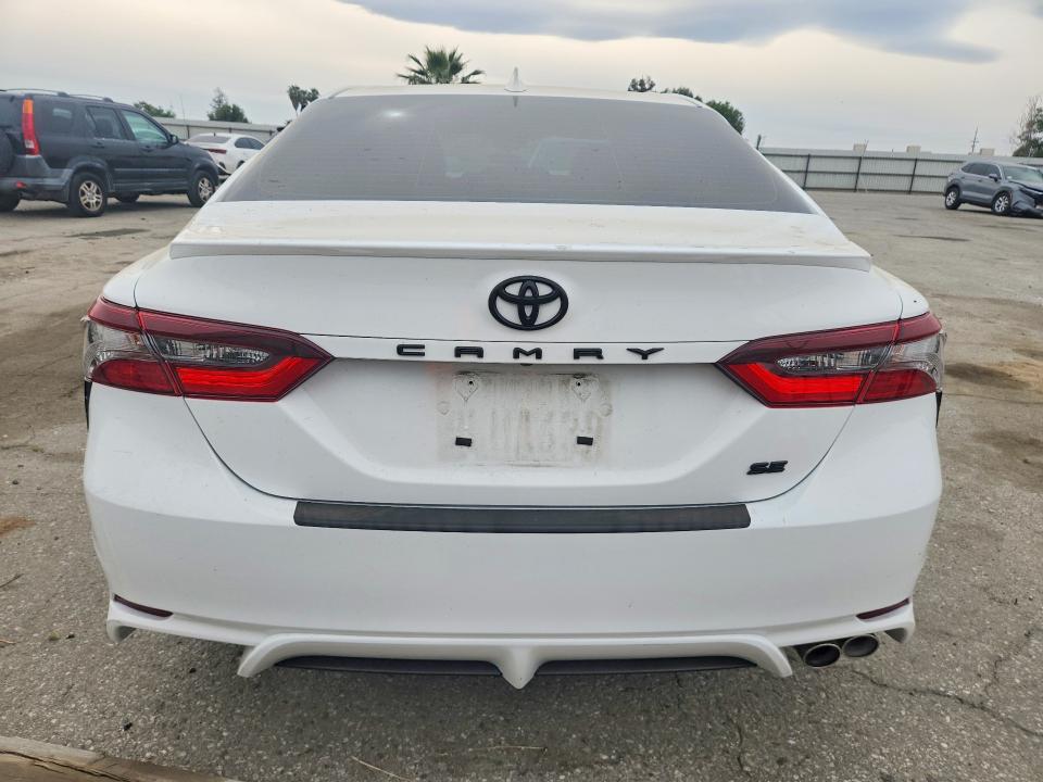 48126986 :رقم المزاد ، 4T1G11AK3RU243546 vin ، 2024 Toyota Camry مزاد بيع