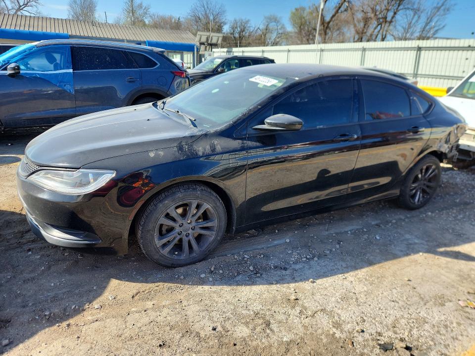 46722256 :رقم المزاد ، 1C3CCCAB4GN166299 vin ، 2016 Chrysler 200 مزاد بيع