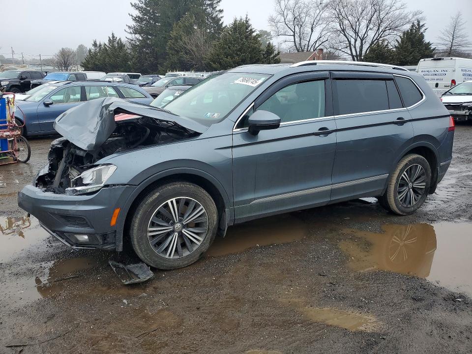 Продаж на аукціоні авто 2018 Volkswagen Tiguan, vin: 3VV2B7AX4JM052271, номер лоту: 79690745