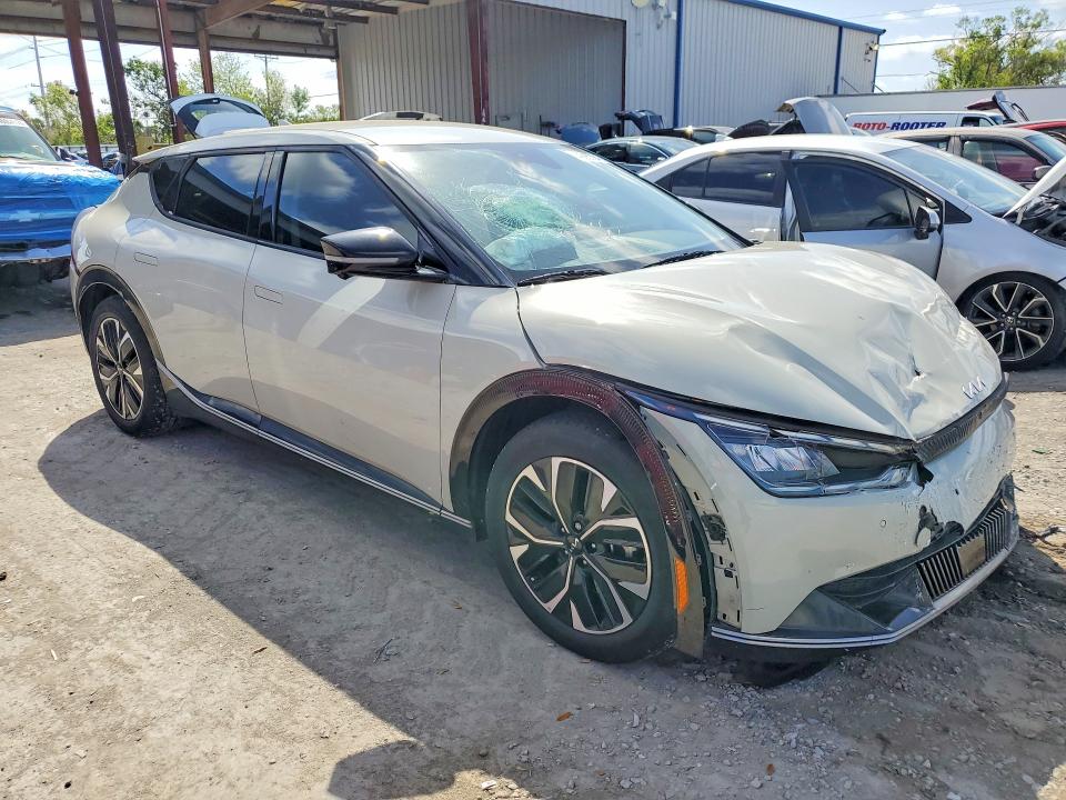 45852846 :رقم المزاد ، KNDC3DLC8N5045358 vin ، 2022 Kia Ev6 مزاد بيع